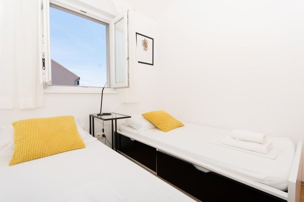 Apartment Flynn Трогір Екстер'єр фото
